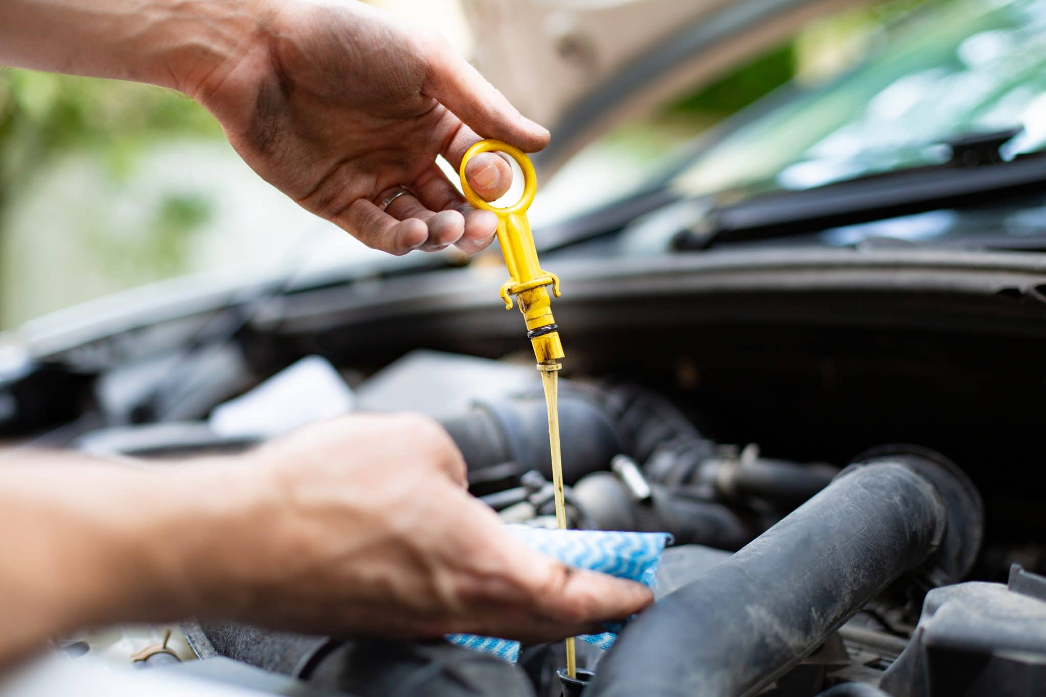 Signes que votre voiture a besoin d'un changement d'huile